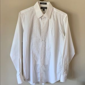 Like new white mens Tuxedo shirt sz M wrinkle free